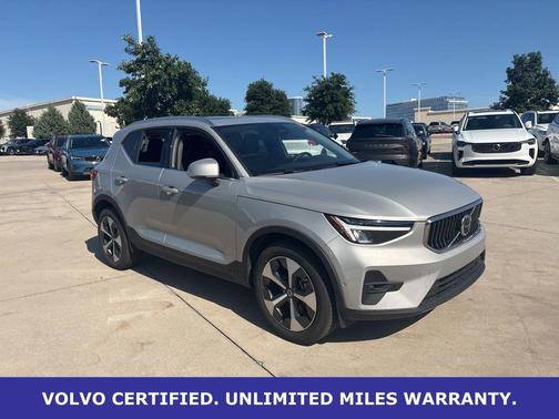 Silver Dawn Metallic 2025 Volvo XC40 B5 Plus Bright Theme