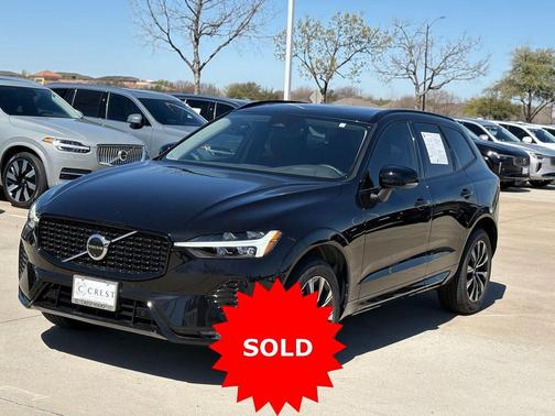 Onyx Black Metallic 2025 Volvo XC60 B5 Plus