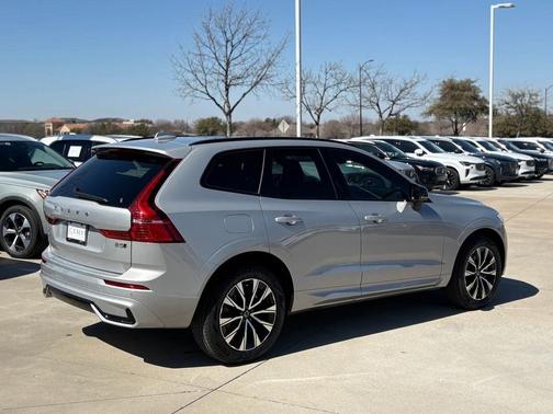 2025 Volvo XC60 B5 AWD
