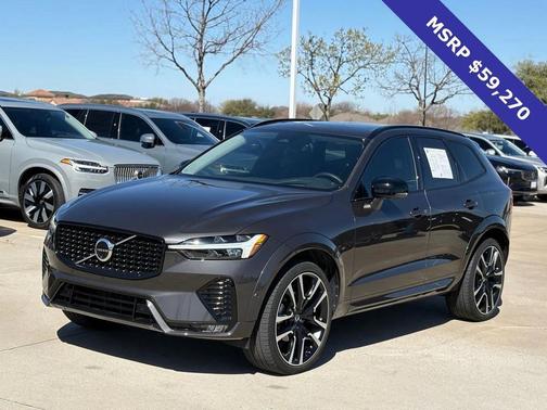 2024 Volvo XC60 B5 Ultimate Dark Theme
