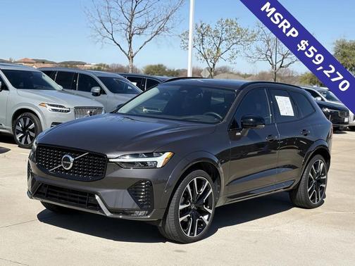 2024 Volvo XC60 B5 Ultimate Dark Theme