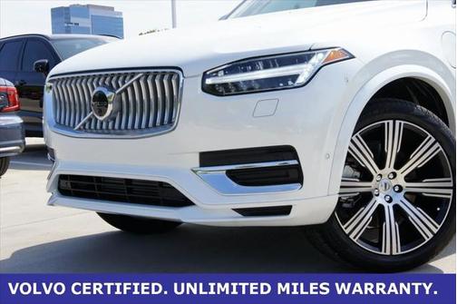 2025 Volvo XC90 Plug-In Hybrid T8 Plus 7-Seater