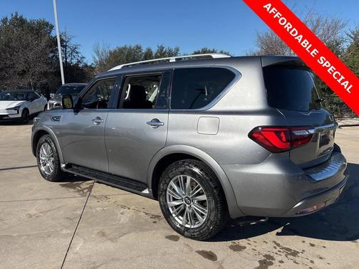 2018 INFINITI QX80 Base