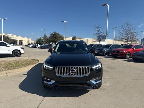 2023 Volvo XC90 B6 Plus 6-Seater