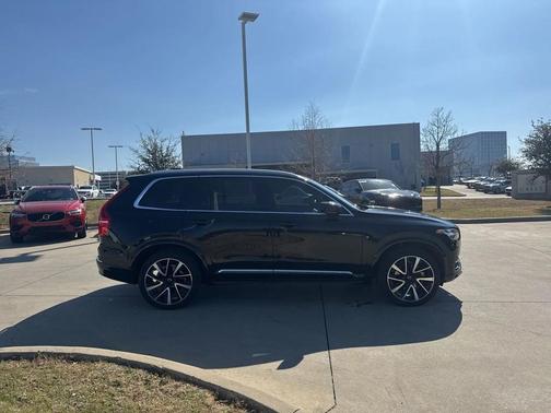 2023 Volvo XC90 B6 Plus 6-Seater