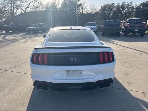 2022 Ford Mustang Mach 1