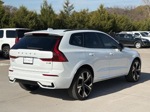 2026 Volvo XC60 B5 Ultra