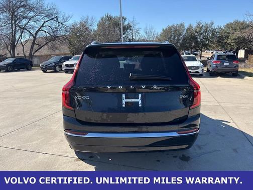 2025 Volvo XC90 B6 Plus 7-Seater