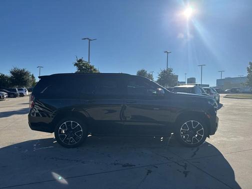 2023 Chevrolet Tahoe RST Luxury Package