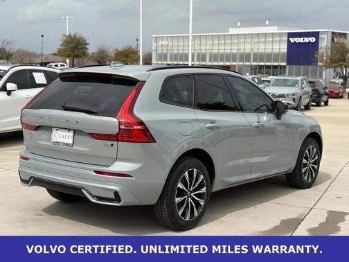 2025 Volvo XC60 B5 AWD