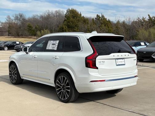 2026 Volvo XC90 B6 Ultra 7-Seater