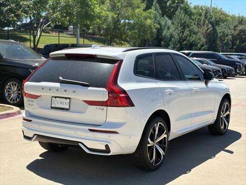 2025 Volvo XC60 Plug-In Hybrid T8 Ultra