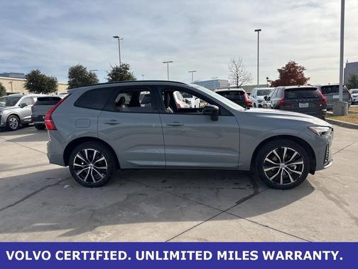 2025 Volvo XC60 B5 Plus