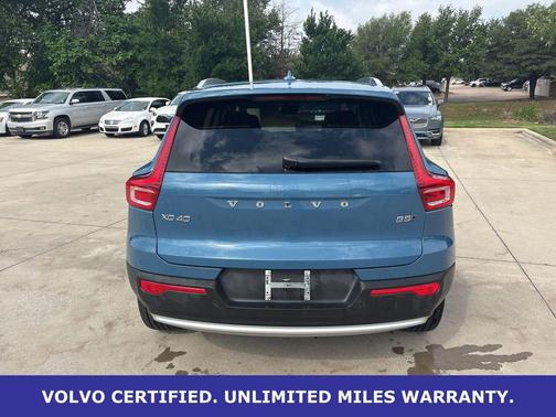 Fjord Blue Metallic 2025 Volvo XC40 B5 Plus Bright Theme