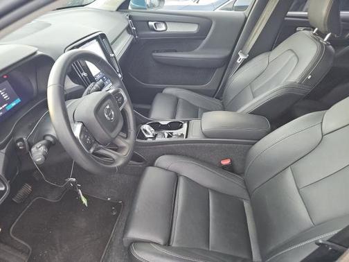 Blue 2025 Volvo XC40 B5 Plus Bright Theme