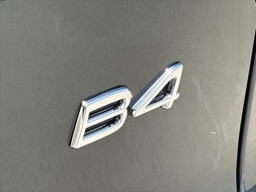 2026 Volvo XC40 B4 Plus