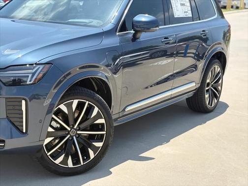 2025 Volvo XC90 Plug-In Hybrid T8 (2025.5) Ultra 7-Seater