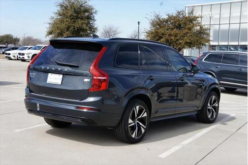 2022 Volvo XC90 Recharge Plug-In Hybrid T8 R-Design 7 Passenger