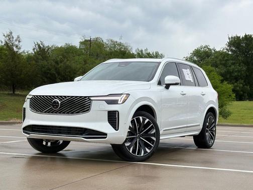 Crystal White 2026 Volvo XC90 B6 Plus 7-Seater