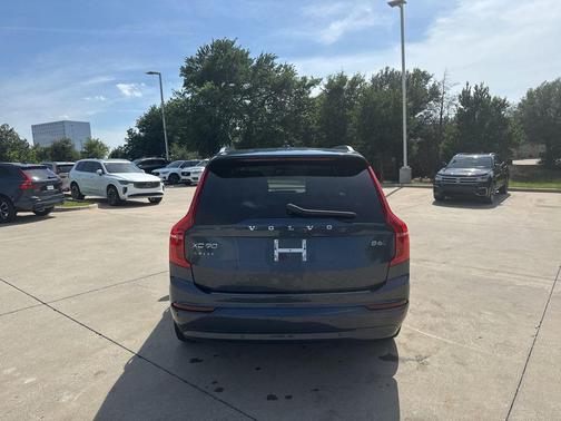 Denim Blue Metallic 2023 Volvo XC90 B6 AWD