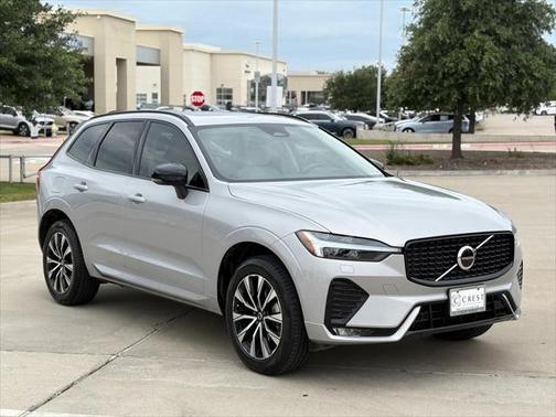 2025 Volvo XC60 B5 Core