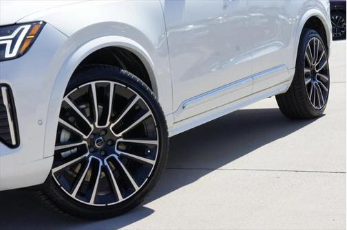 2025 Volvo XC90 B6 (2025.5) Ultra 7-Seater