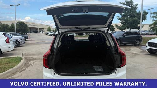 Crystal White Metallic 2025 Volvo XC90 B6 Plus 7-Seater