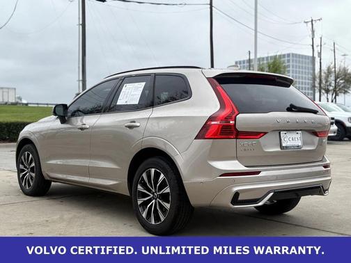 2025 Volvo XC60 B5 Plus