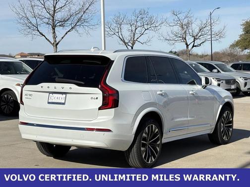 2025 Volvo XC90 B6 Plus 7-Seater