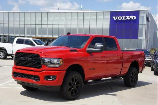 2024 RAM 2500 Big Horn Night Edition Level 2
