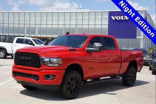 2024 RAM 2500 Big Horn Night Edition Level 2