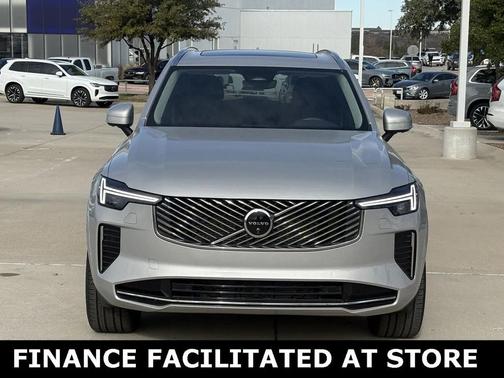 2025 Volvo XC90 B6 Plus 7-Seater