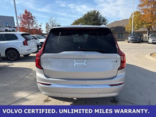 2025 Volvo XC90 B6 Plus 7-Seater