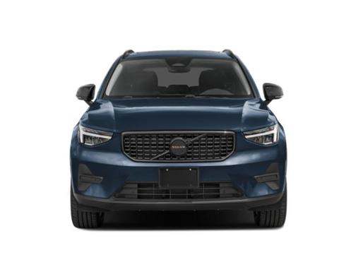 Crystal White 2026 Volvo XC40 B5 Plus