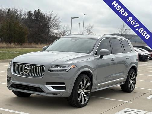 2024 Volvo XC90 B6 Plus Bright Theme