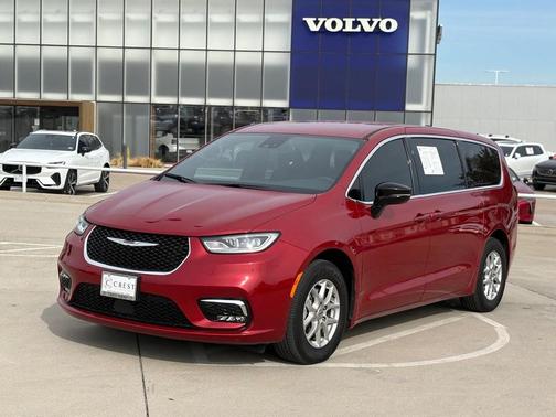 2025 Chrysler Pacifica L