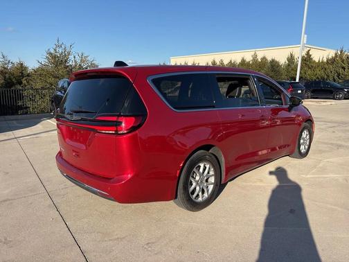 2025 Chrysler Pacifica L