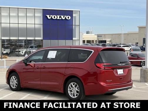 2025 Chrysler Pacifica L