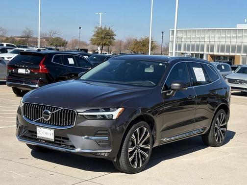 2023 Volvo XC60 B5 Ultimate Bright Theme