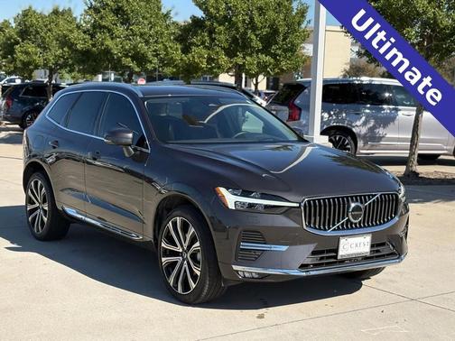 2023 Volvo XC60 B5 Ultimate Bright Theme