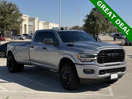 2021 RAM 3500 Laramie Crew CAB 4X4 Night Edition