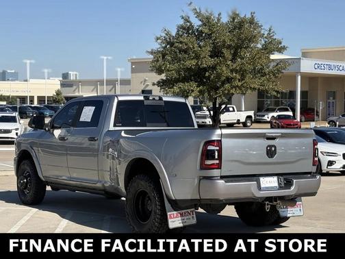 2021 RAM 3500 Laramie Crew CAB 4X4 Night Edition