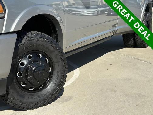 2021 RAM 3500 Laramie Crew CAB 4X4 Night Edition