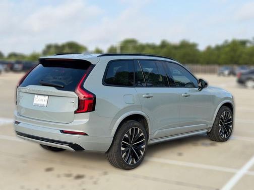 Vapour Grey 2026 Volvo XC90 Plug-In Hybrid T8 Ultra Dark Theme 7-Seater