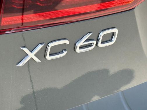 Forest Lake 2026 Volvo XC60 B5 Ultra