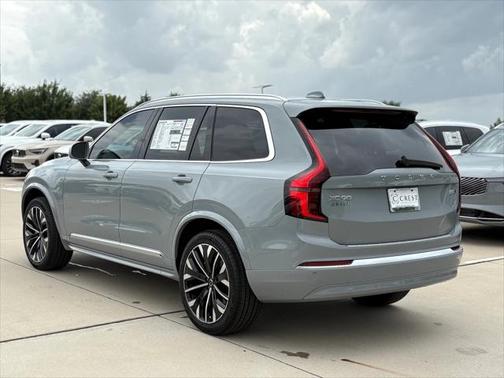 2026 Volvo XC90 B5 Core