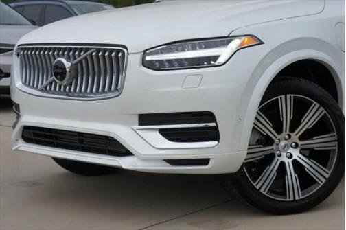 2025 Volvo XC90 Plug-In Hybrid T8 (2025.5) Ultra 7-Seater