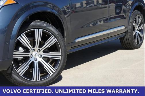 2024 Volvo XC90 B6 Plus Bright Theme