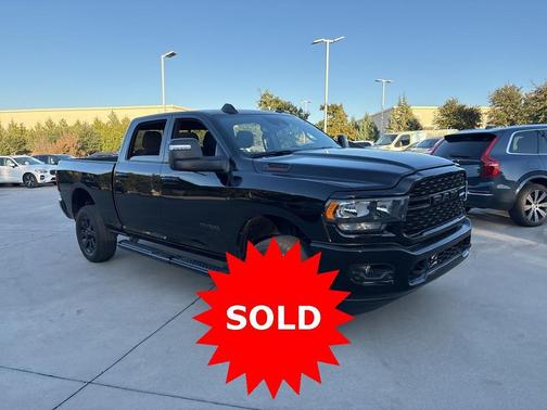 2024 RAM 2500 Big Horn Night Edition Safety Group Level 2 Equipm