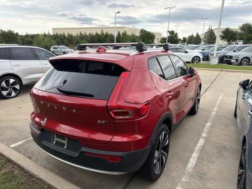 2024 Volvo XC40 Ultimate